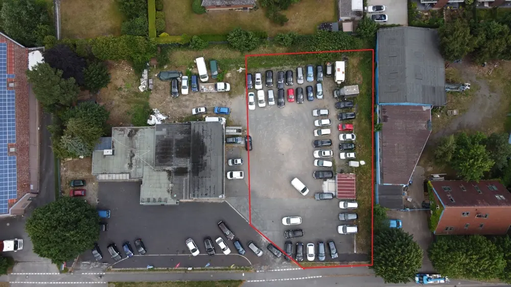 * Gewerbegrundstück an der Bundesstraße in Bardowick *