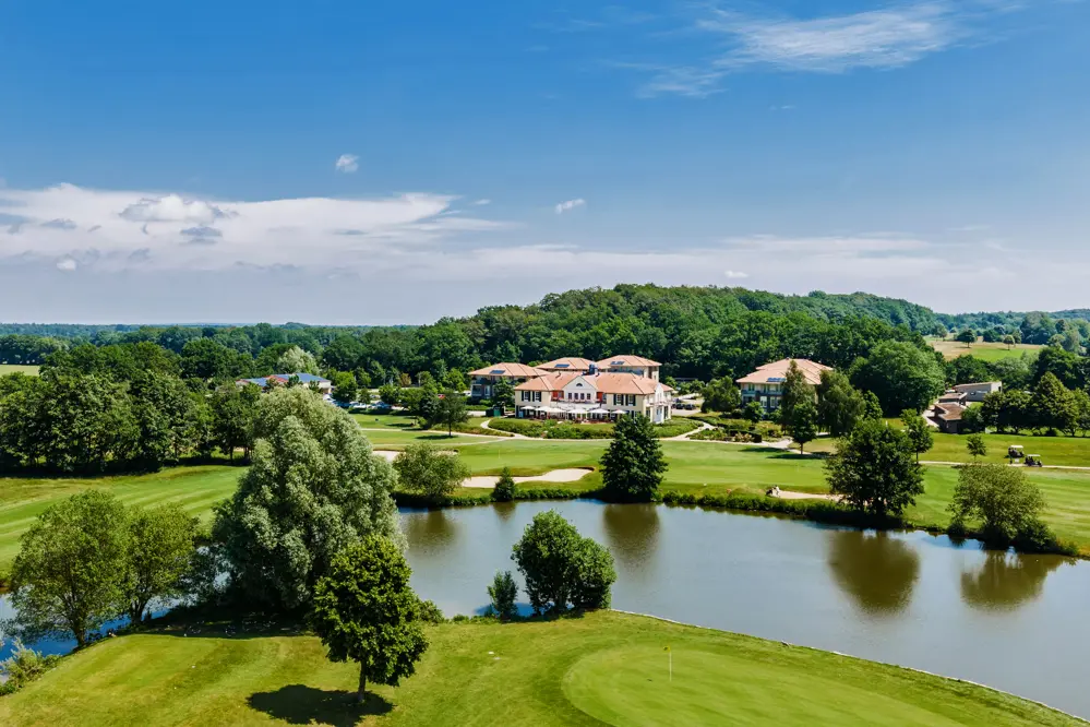 Direkt am Golfplatz