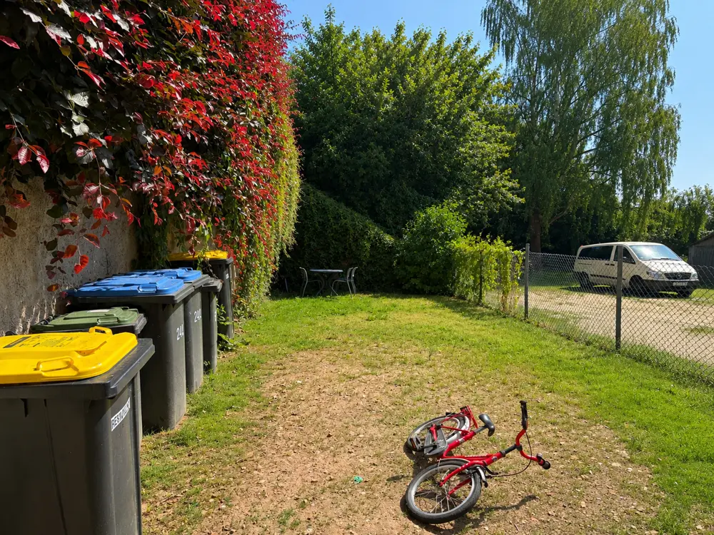 Garten mit Grünfläche