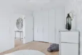 Schlafzimmer mit begehbarem Schrank